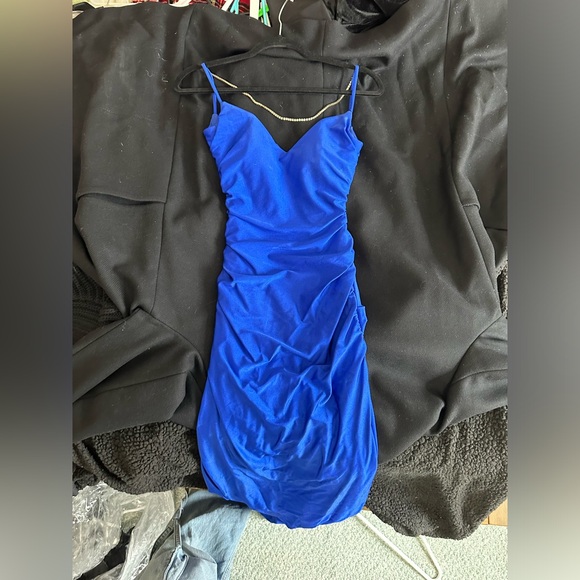 CUSTOM PROM DRESS - Picture 8 of 10